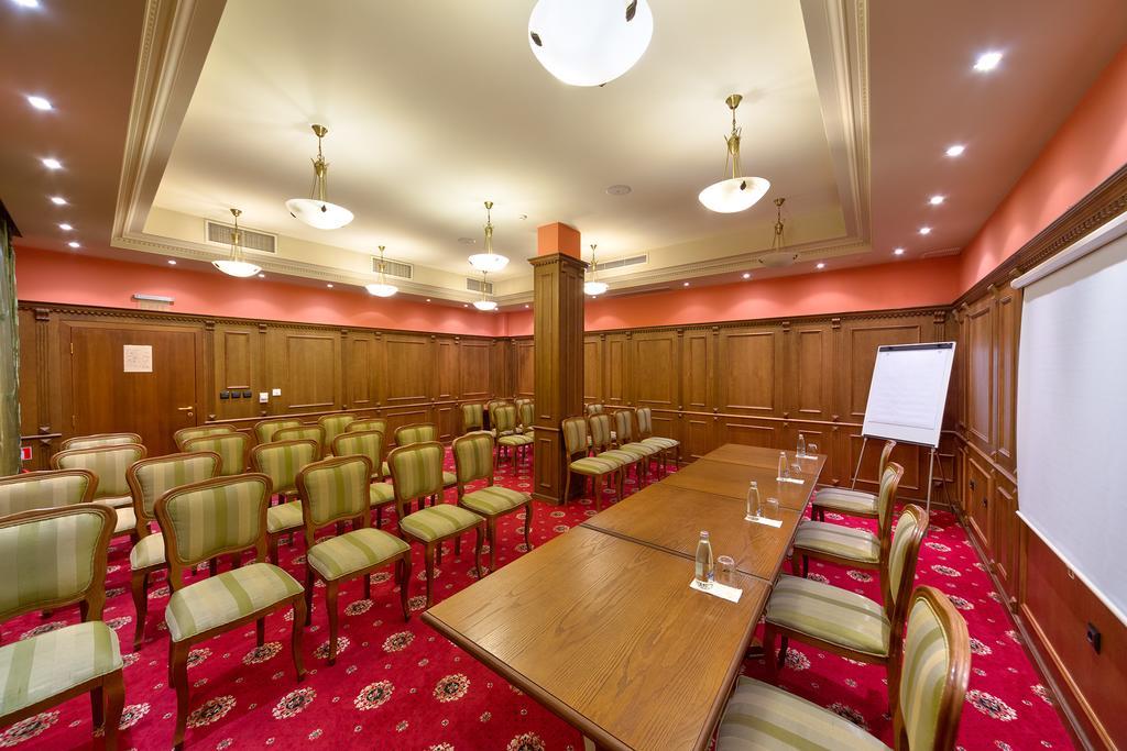 Hotel Club Central Χισάρια Εξωτερικό φωτογραφία