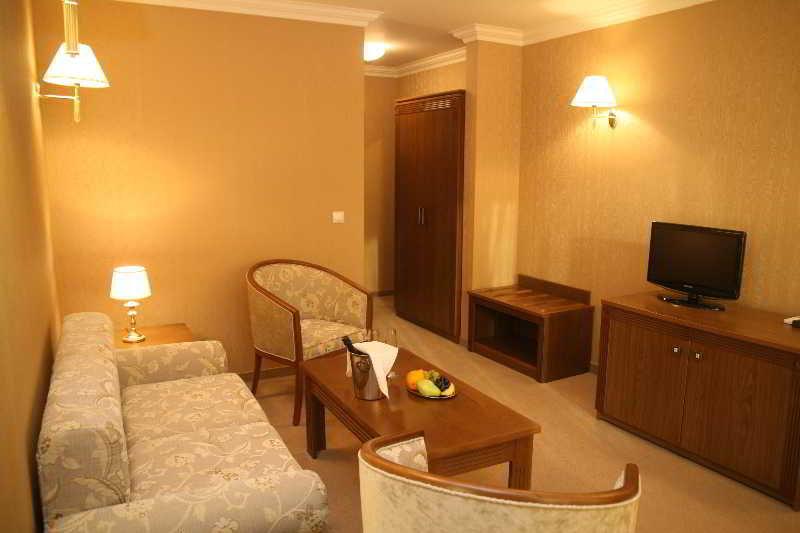 Hotel Club Central Χισάρια Εξωτερικό φωτογραφία